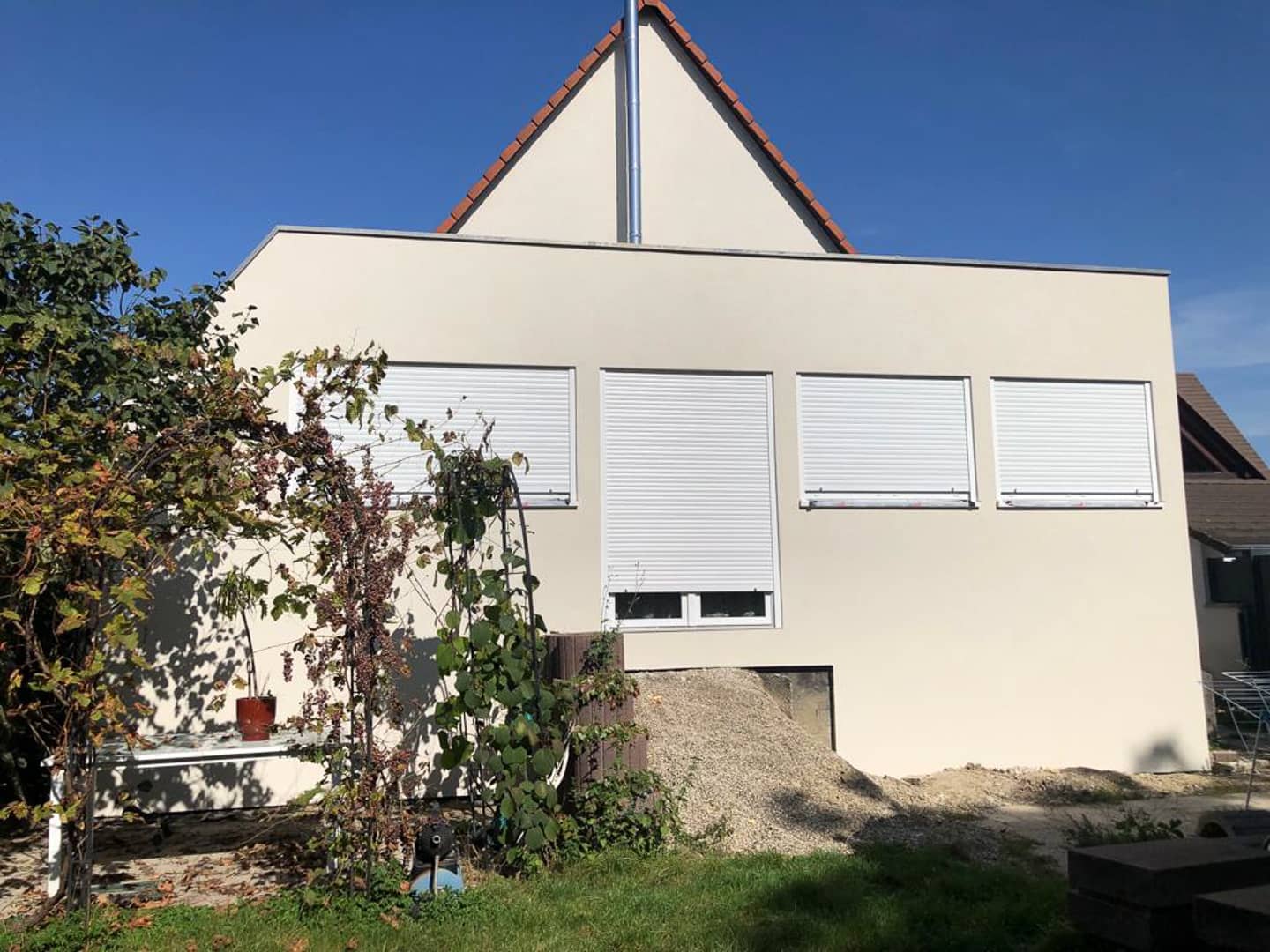 Travaux de projection denduit sur facade a Sessenheim dans le Bas Rhin Maden SARL 5